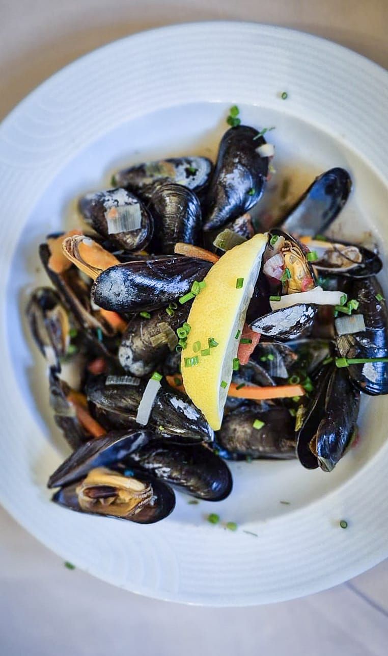 Miesmuscheln mit Zitrone aus dem Entdeckungsmenü im Restaurant Hirschbeck